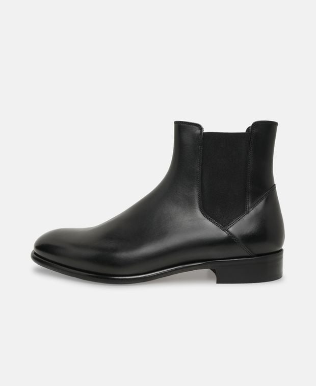 Doucal's Chelsea boots Fred