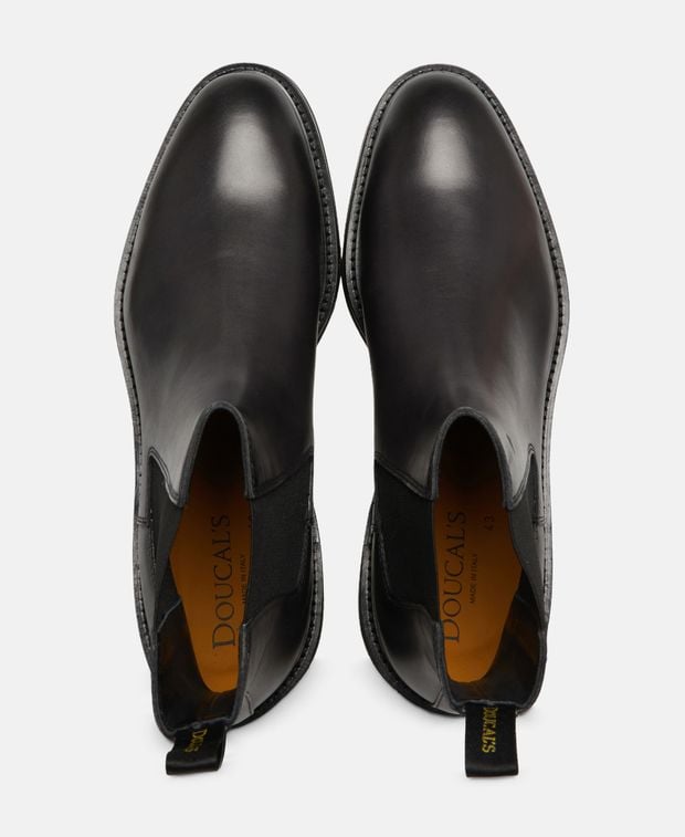 Doucal's Chelsea boots Verona