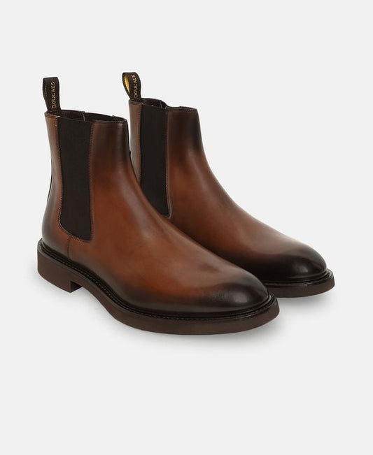 Doucal's Chelsea boots Verona