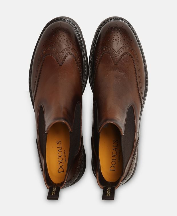 Doucal's Chelsea boots