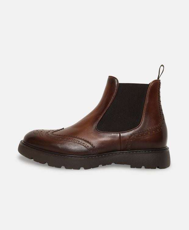 Doucal's Chelsea boots