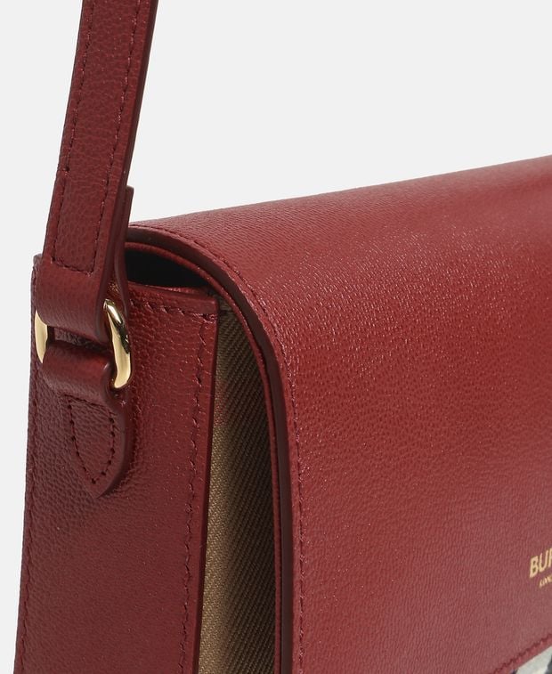 Burberry Leather cross body bag New hampshire
