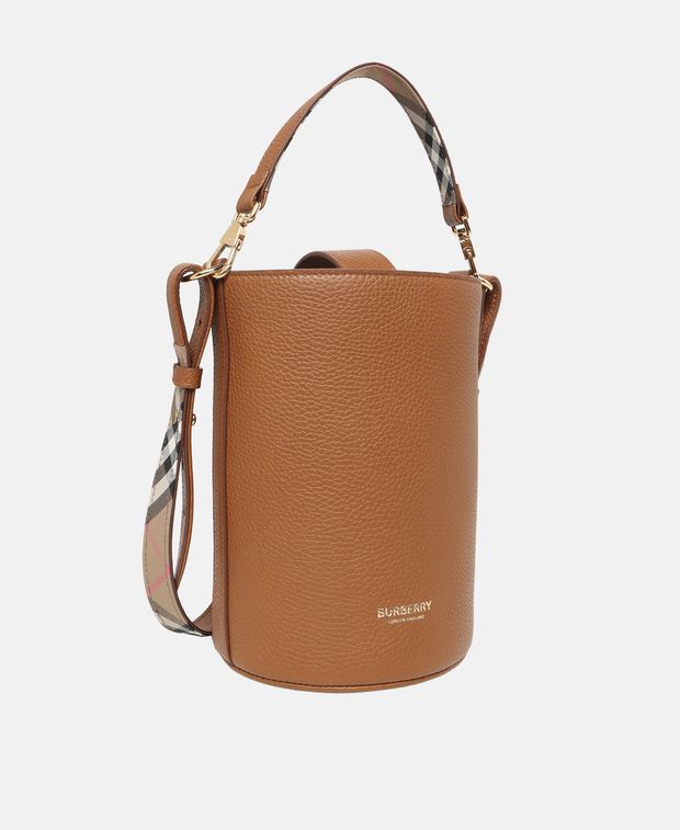 Burberry Leather bucketbag