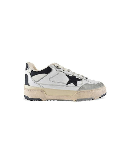Golden Goose Deluxe Brand Sneakers