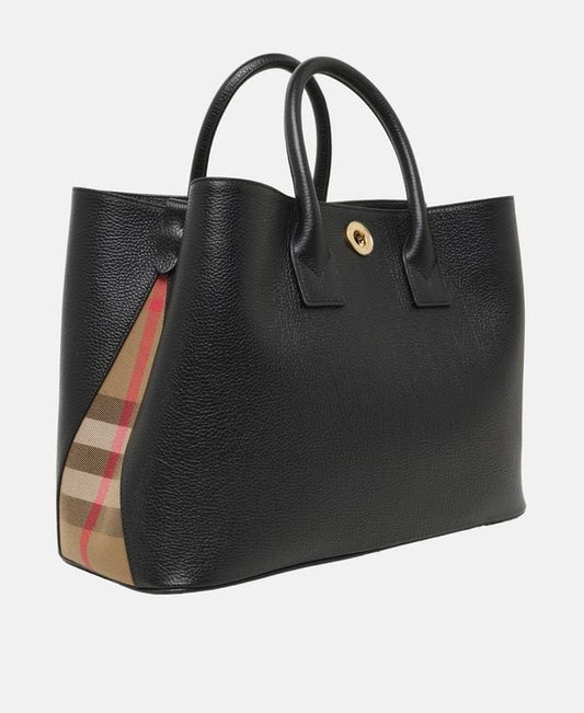 Burberry Leather handbag