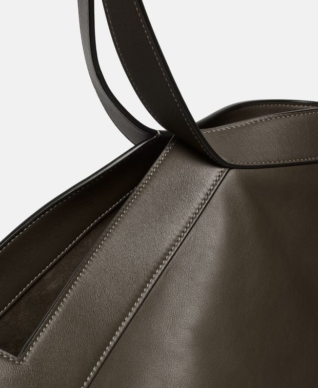 Saint Laurent Leather shopper