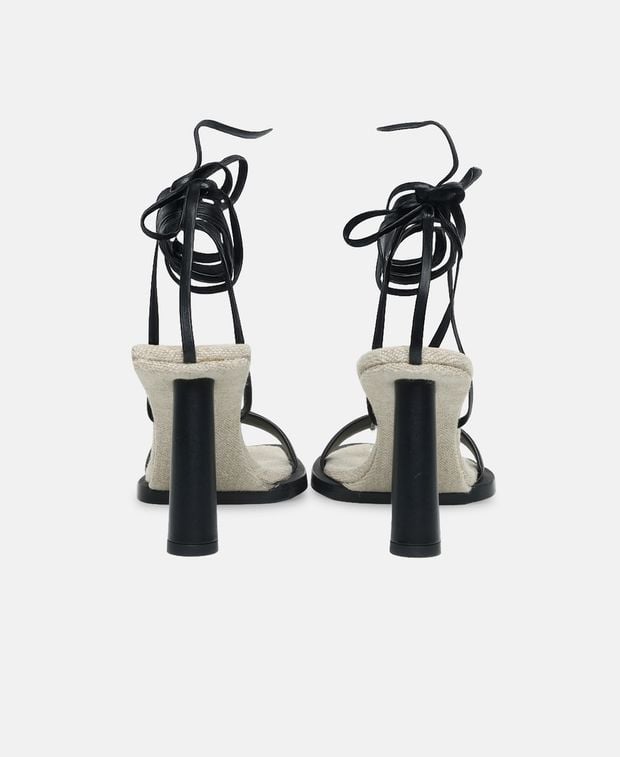 Jacquemus Sandals with calf lacing Les carre rond