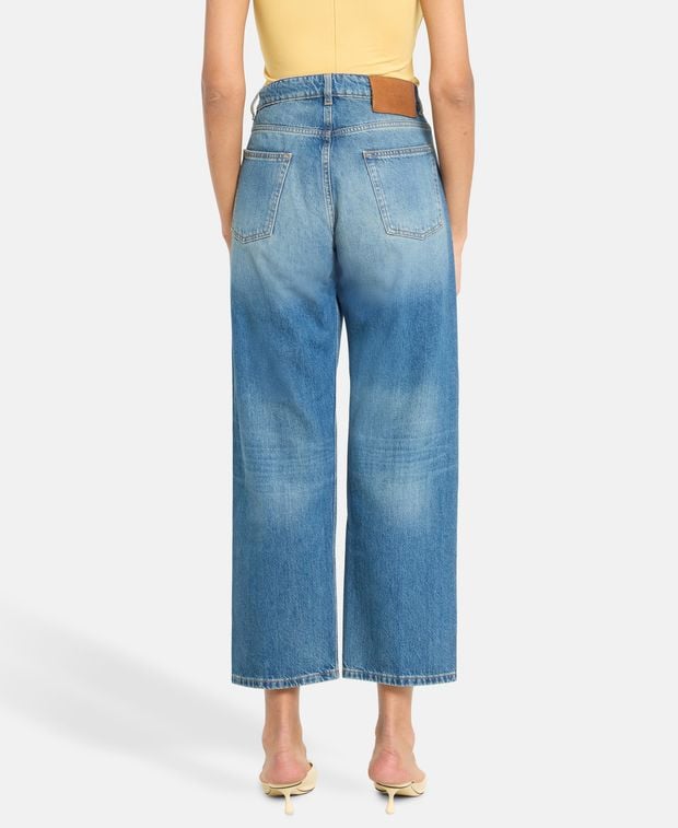 Victoria Beckham Relaxed Fit Jeans Bernie
