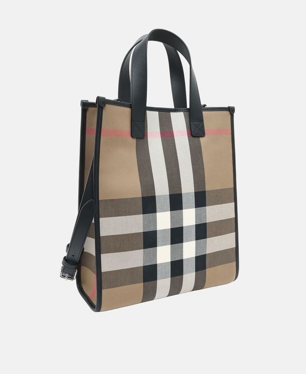 Burberry Tote Bag book