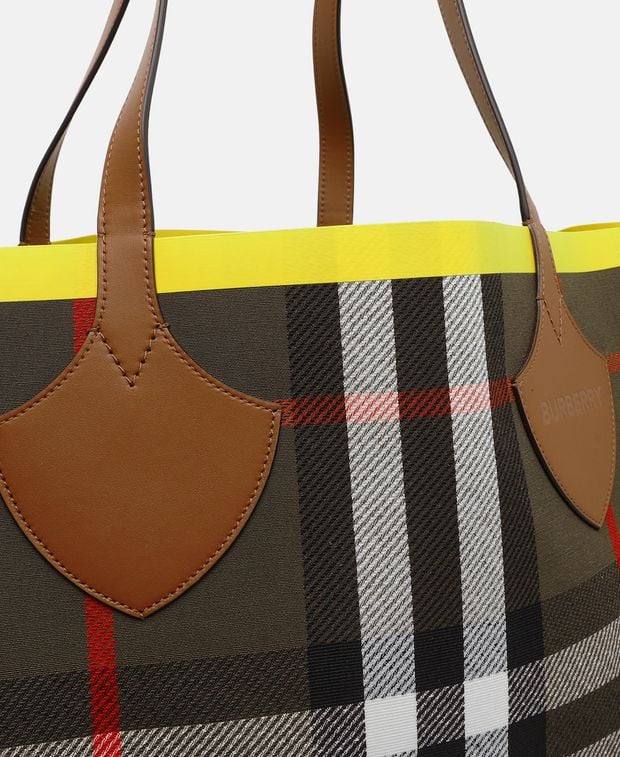 Burberry Tote Bag
