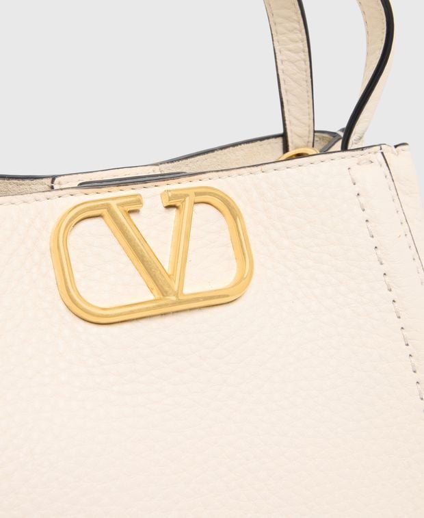 Valentino Garavani Leather handbag Alltime