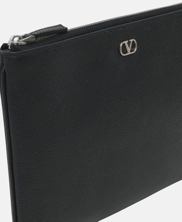 Valentino Garavani Pouch Vlogo Signature