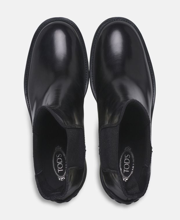 Tod's Chelsea boots
