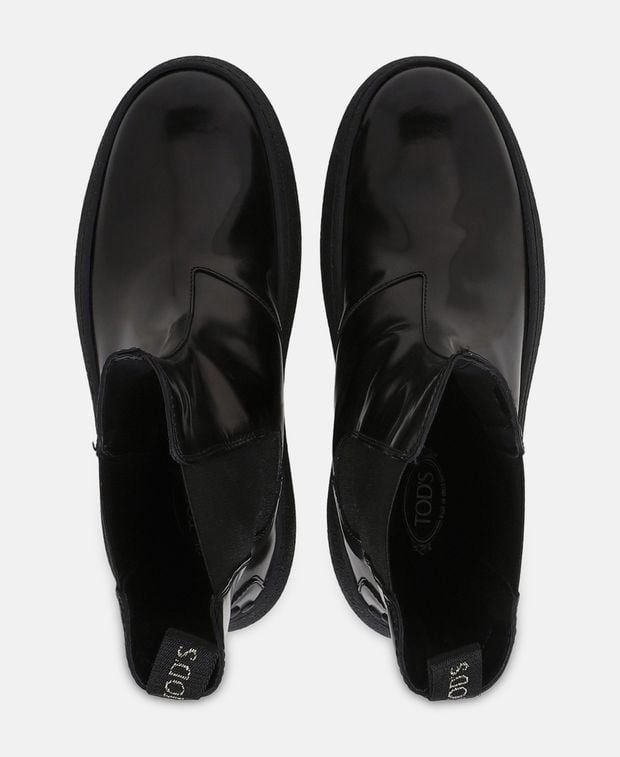 Tod's Chelsea boots