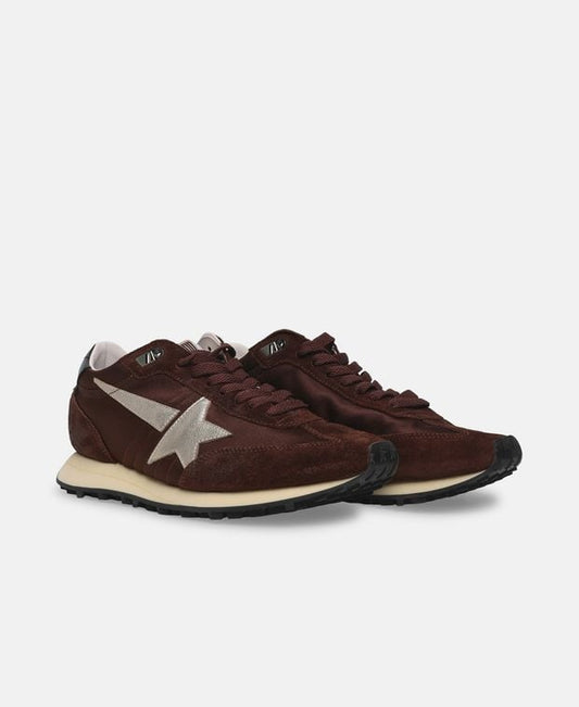 Golden Goose Deluxe Brand Sneakers