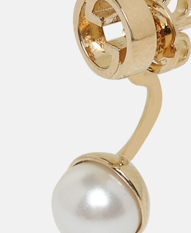 Gucci Pearl earrings