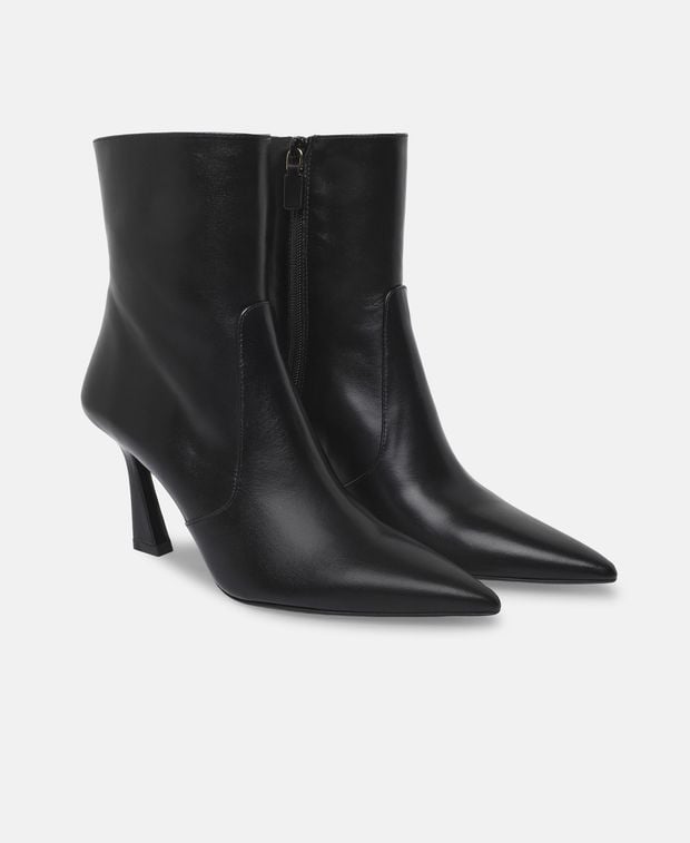 Stuart Weitzman Ankle boots