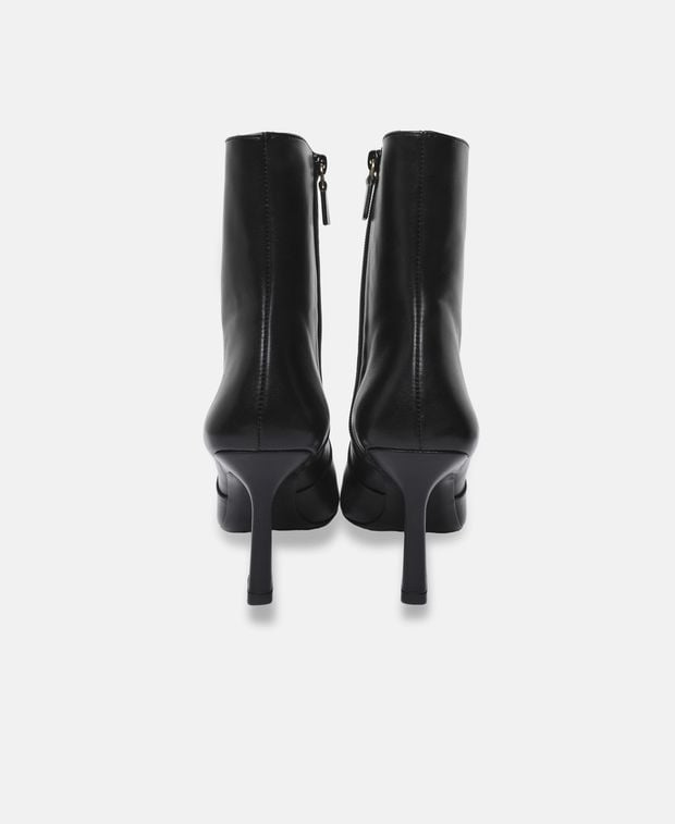 Stuart Weitzman Ankle boots