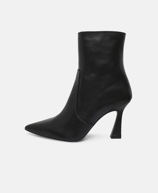 Stuart Weitzman Ankle boots