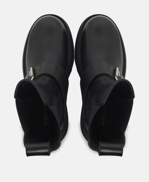 Alexander McQueen Chelsea boots