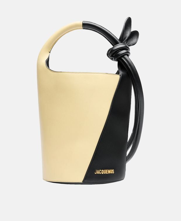 Jacquemus Leather bucketbag