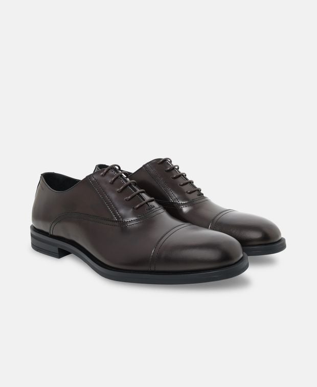 Stuart Weitzman Oxfords Club Classic