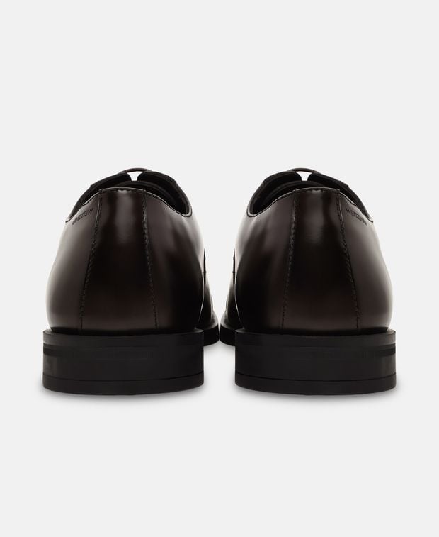 Stuart Weitzman Oxfords Club Classic