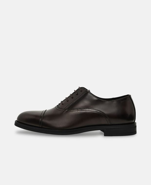Stuart Weitzman Oxfords Club Classic