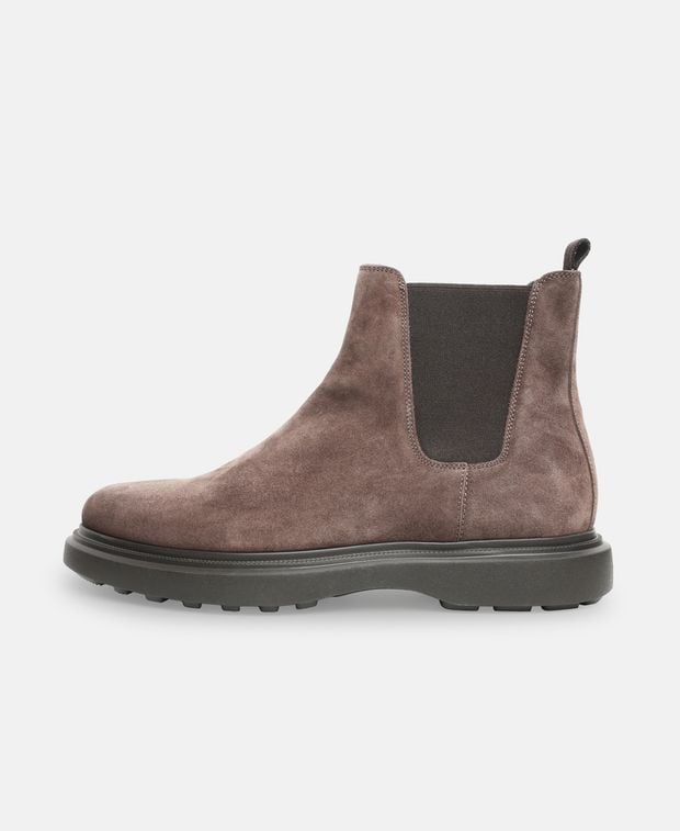Stuart Weitzman Chelsea boots Amos