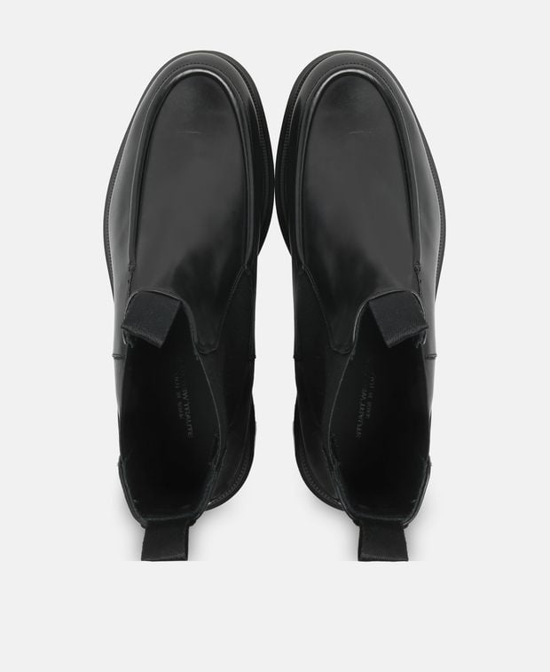 Stuart Weitzman Chelsea boots Cody
