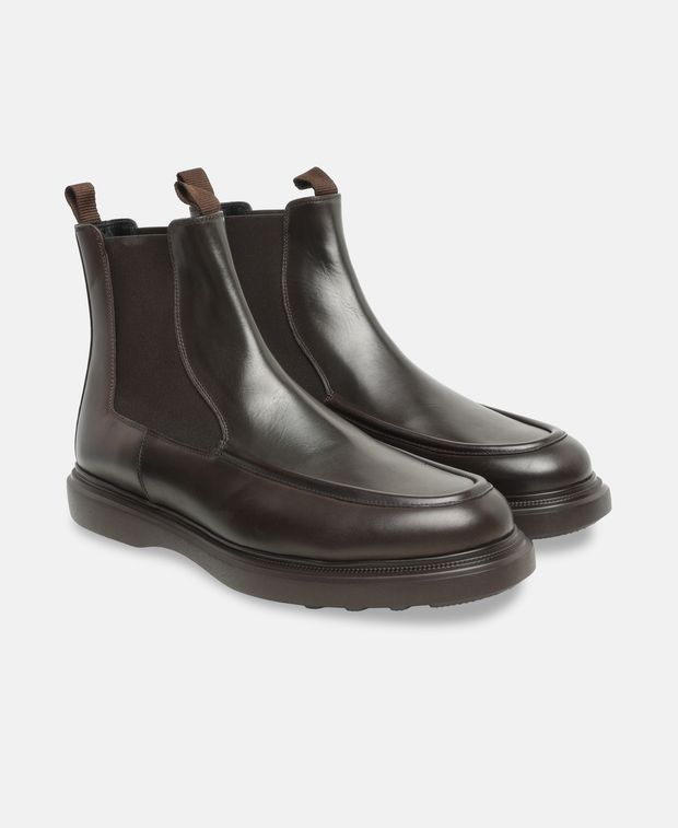 Stuart Weitzman Chelsea boots Cody