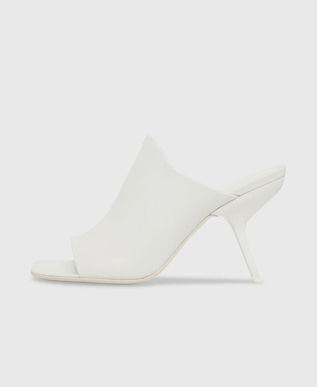 Salvatore Ferragamo Mules Era 85