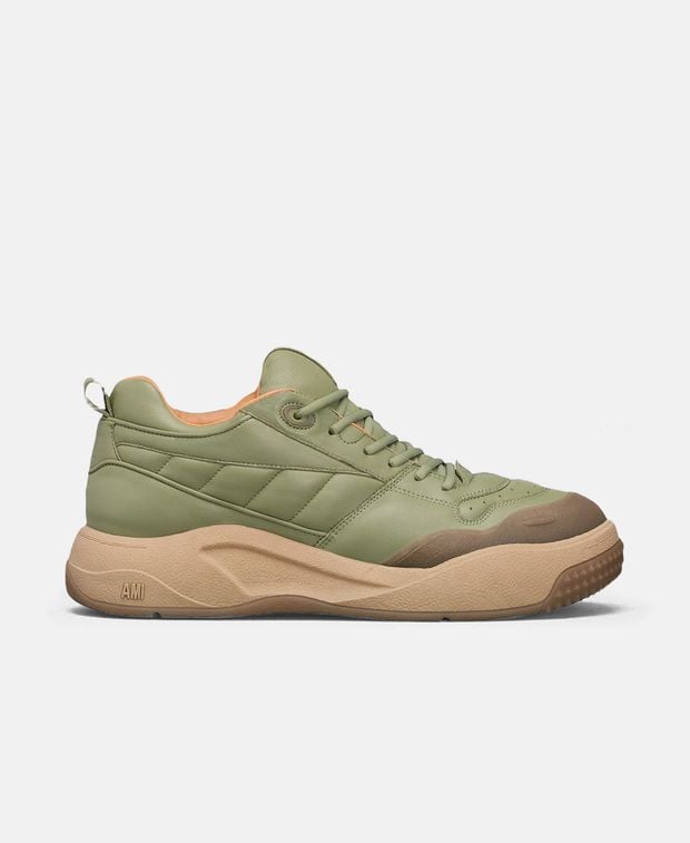 Ami Paris Sneakers