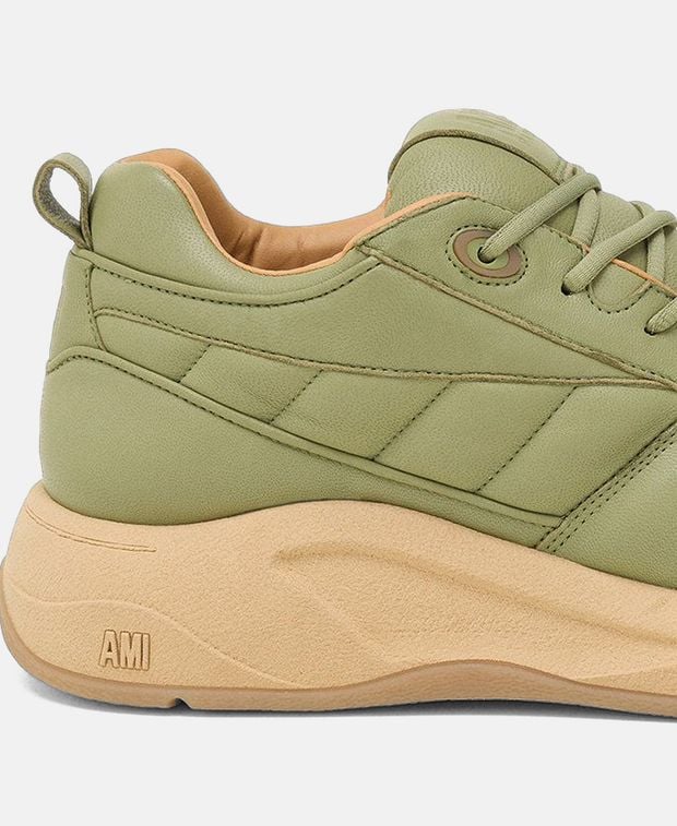 Ami Paris Sneakers