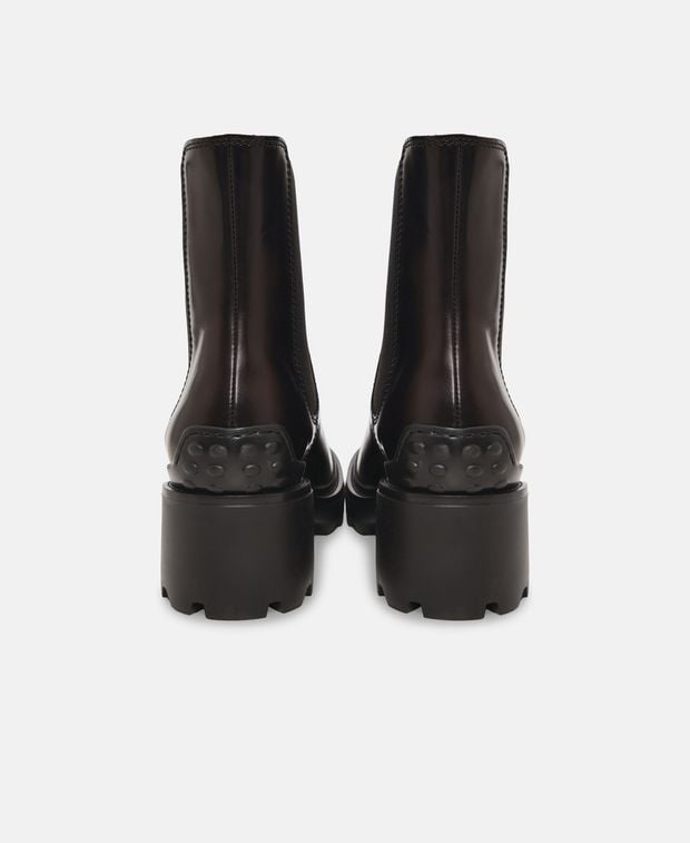 Tod's Chelsea boots