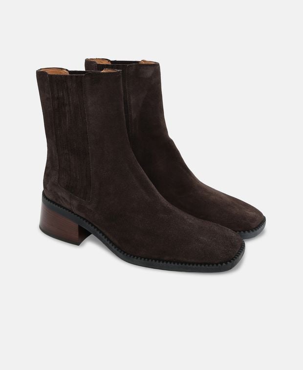 Tod's Chelsea boots