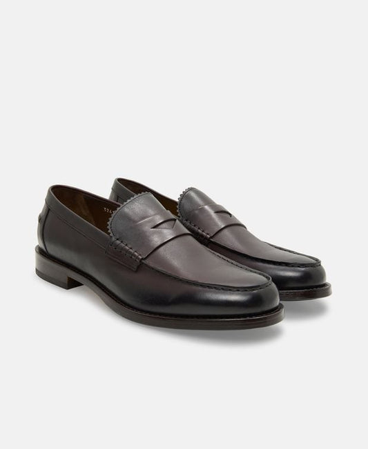 Doucal's Loafers Triumph