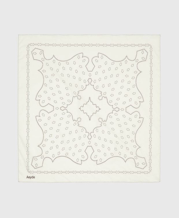 Aeyde Square scarf Dakota