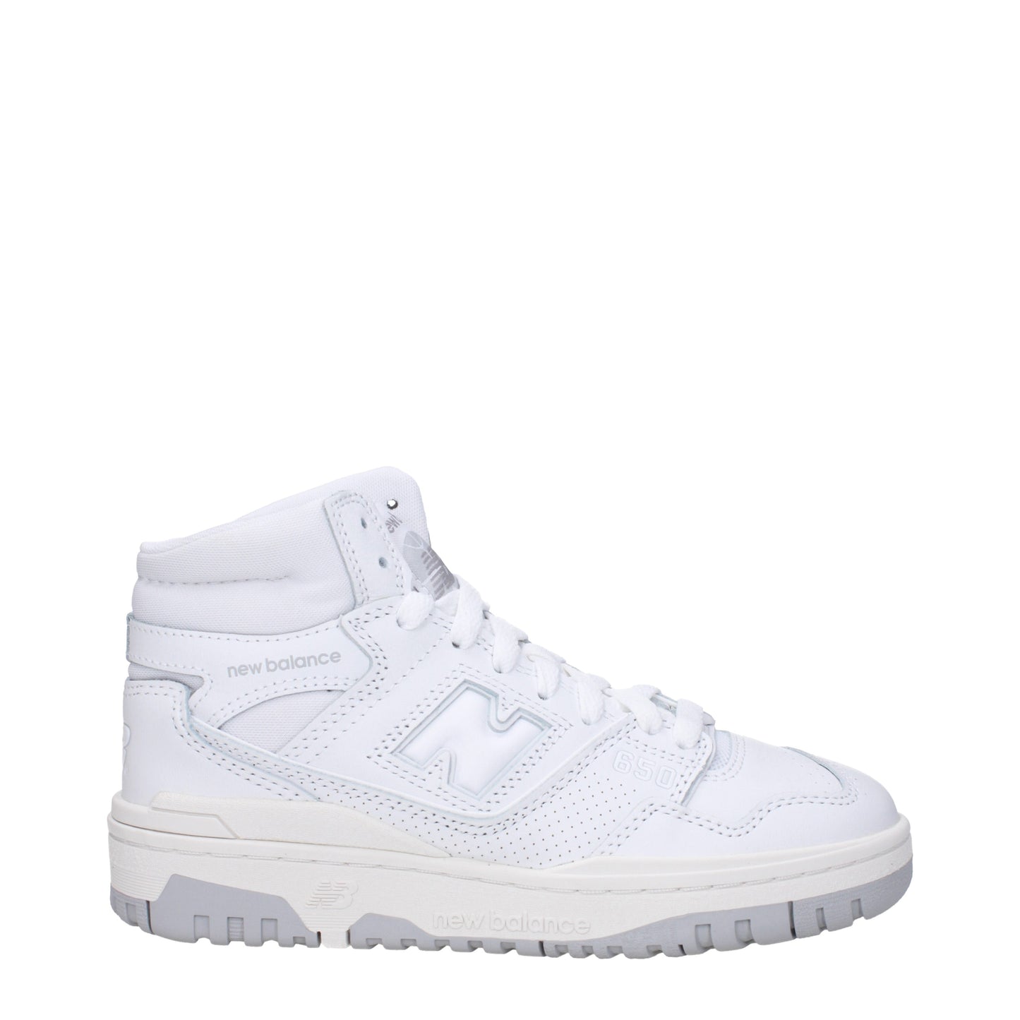 New Balance Women's Sneakers in Leather White