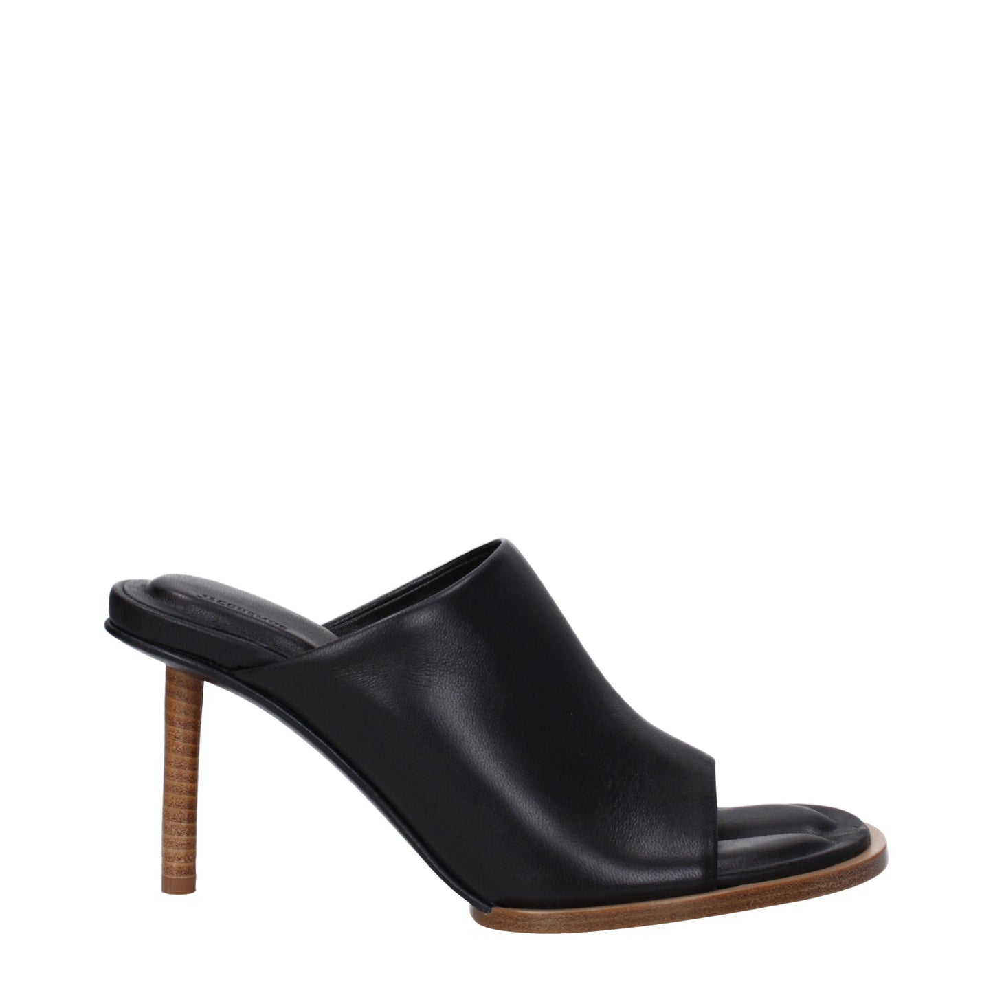 Jacquemus Women's Sandals in Leather Black