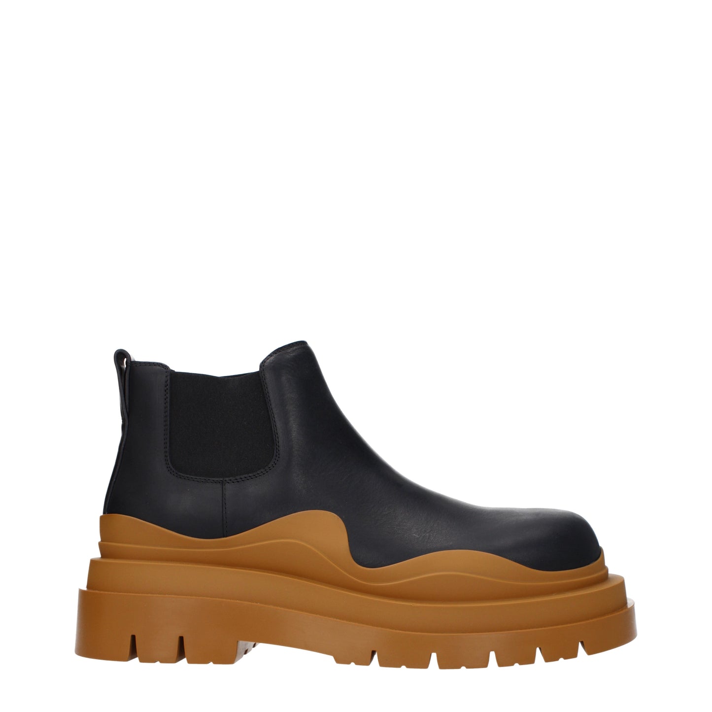 Bottega Veneta Men's Boots in Leather Black/Caramel