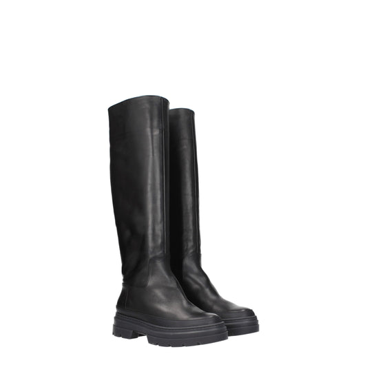 Max Mara Women's Boots in Leather Black