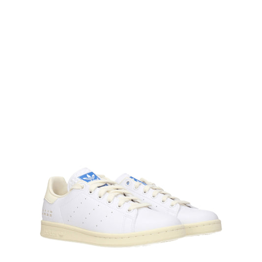 Adidas Women's Sneakers in Eco Leather White/Silky Beige