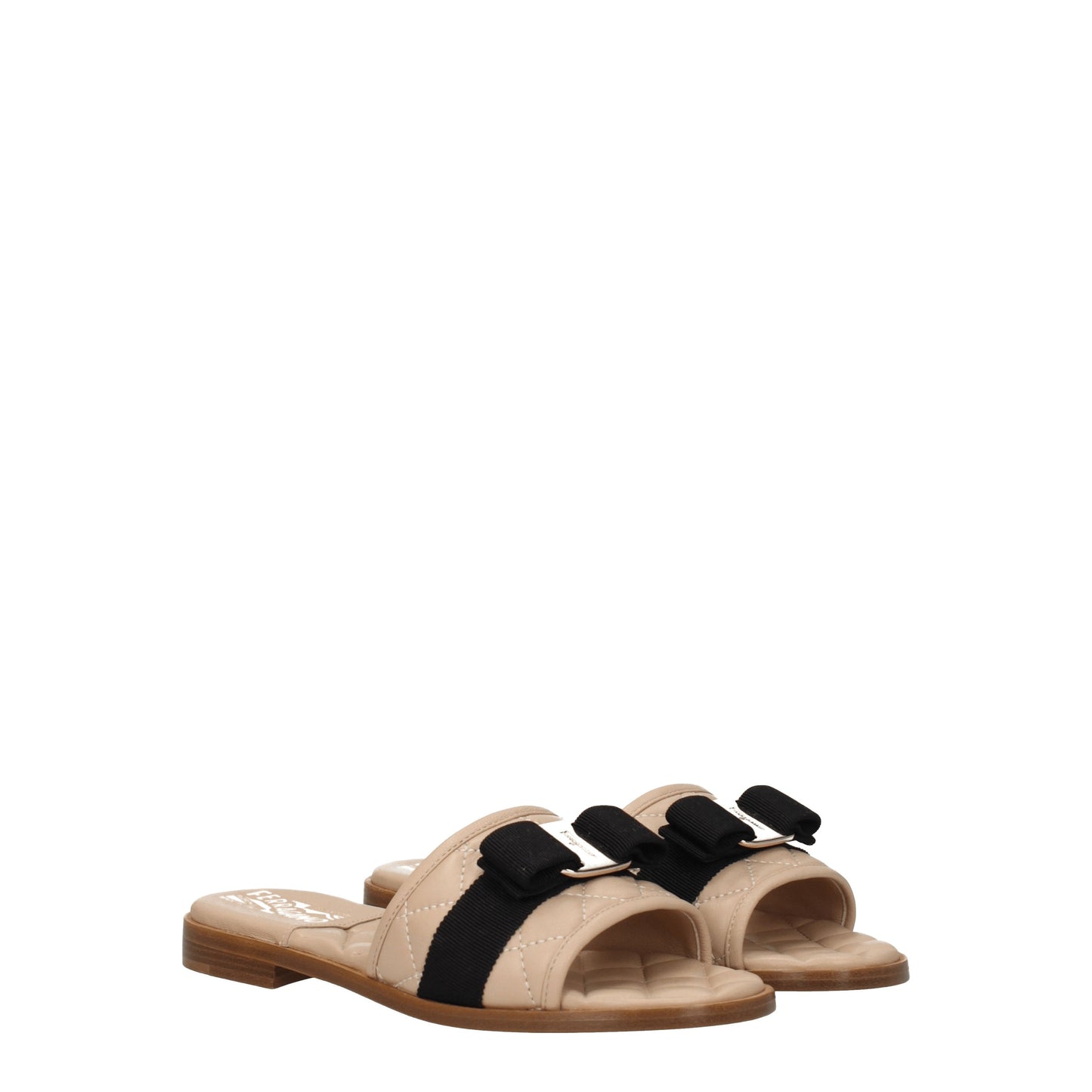 Salvatore Ferragamo Women's Sandals & Slippers in Leather Beige/Cookie