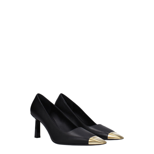 Salvatore Ferragamo Women's Pumps in Leather Black