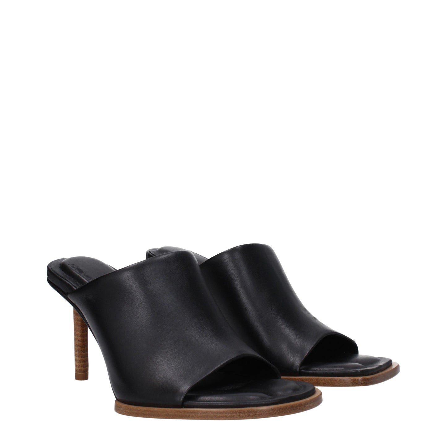 Jacquemus Women's Sandals in Leather Black